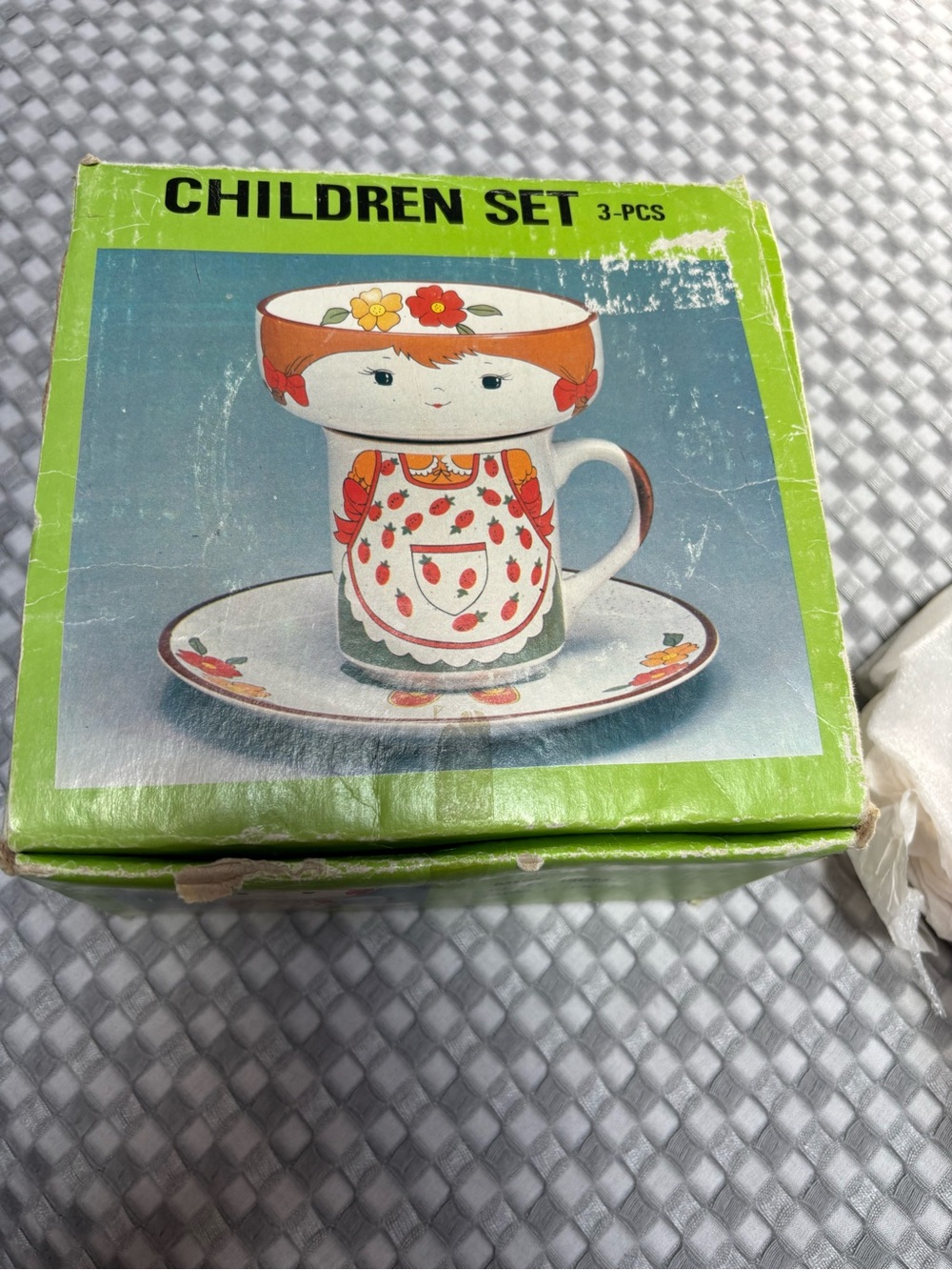 Vintage Interpur 3 Piece Stackable  1970’s Children’s Dish Set Complete HTF